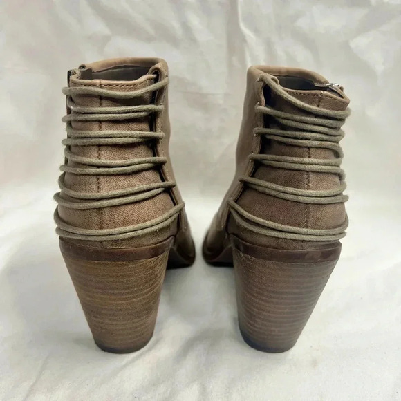 Jessica Simpson women's high heeled boots 6m - Picture 2 of 3